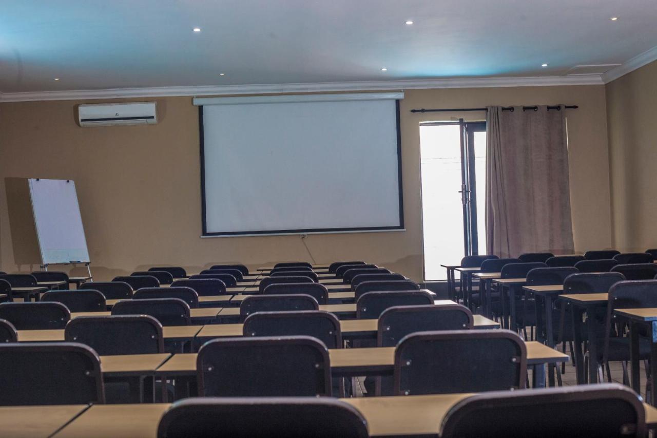 Coyotes Hotel & Conference Centre Mbombela Exteriér fotografie